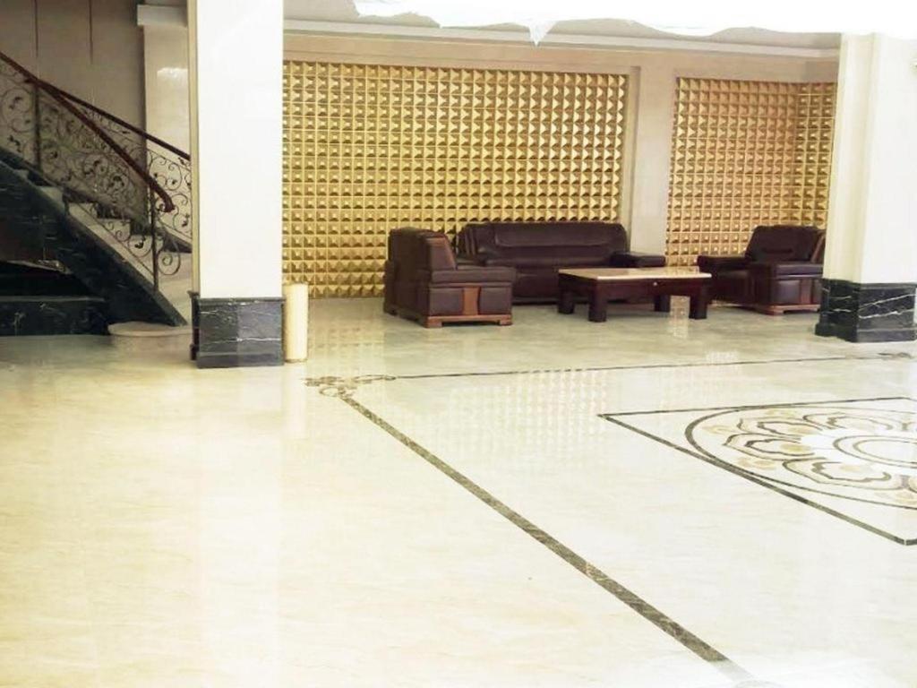 Greentree Alliance Disneyland North Gate Shanghai