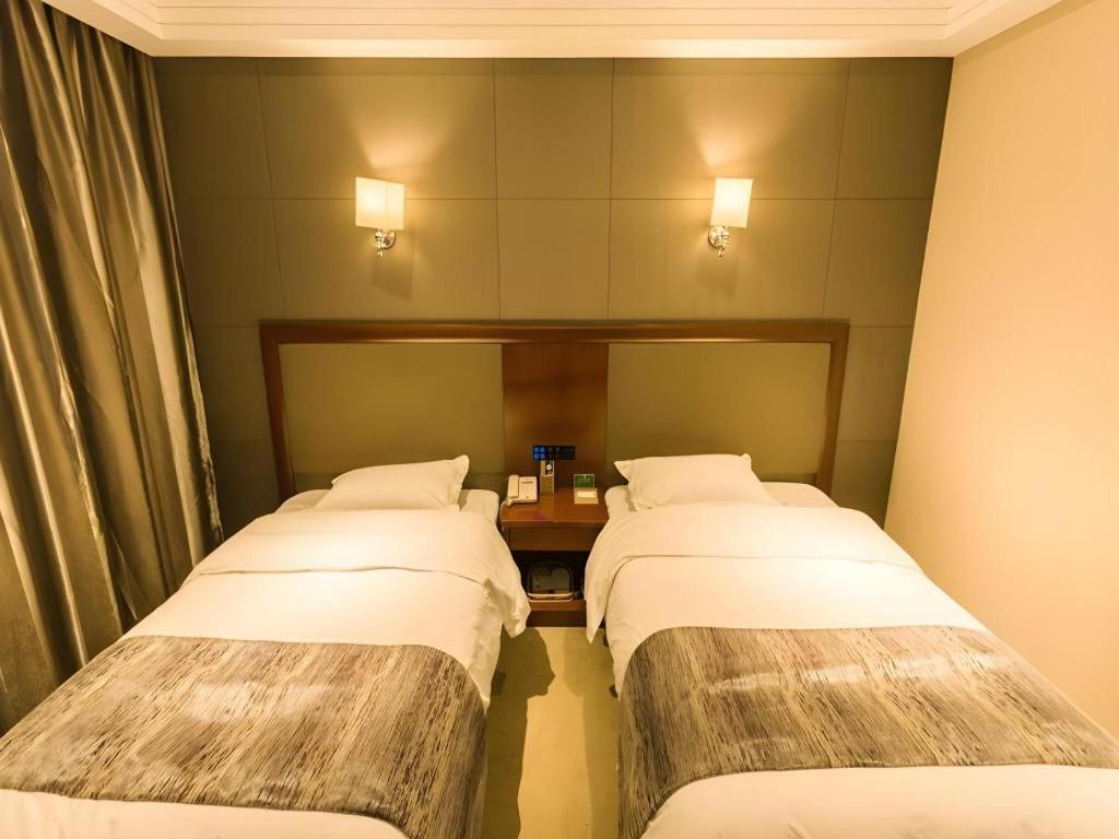 Greentree Alliance Disneyland North Gate Hotel Shanghai