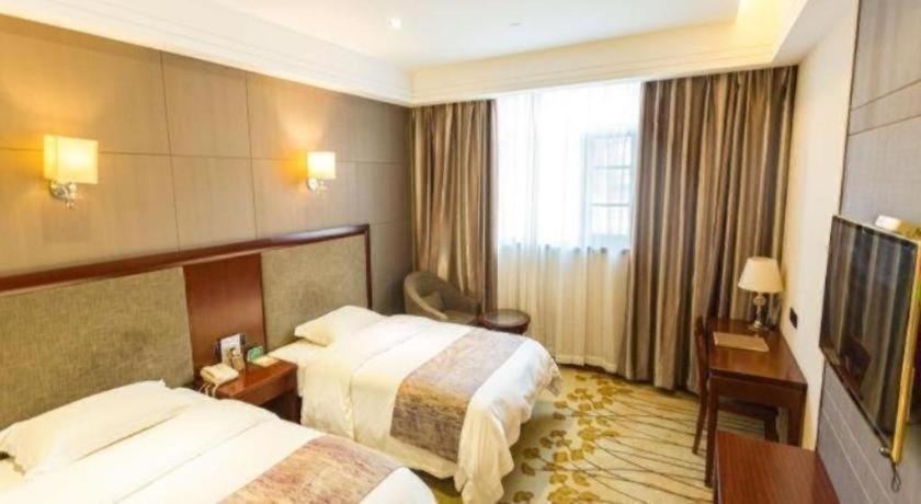Greentree Alliance Disneyland North Gate Hotel 3*